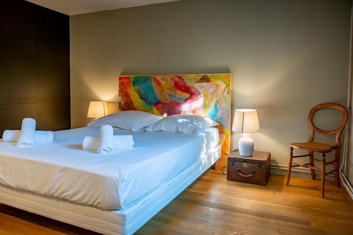 Appartement De Charme Au Coeur D'Avignon France